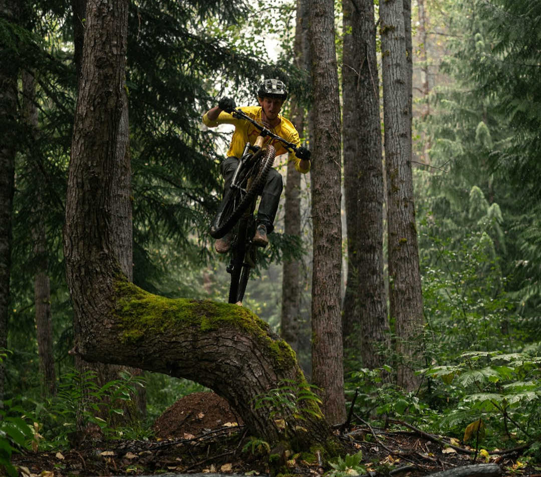 Time Restricted Eating and Fasting for Fat Loss and Health