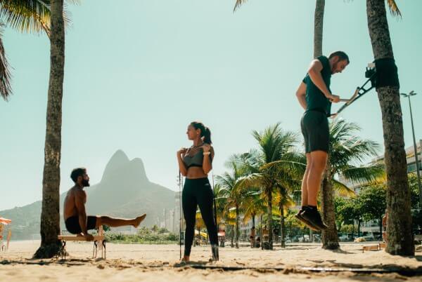 How to Stay Fit While Traveling